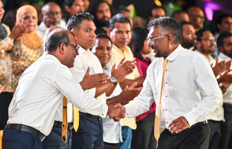 ވެރިކަމަށް އައިސް މުއިއްޒު ކުރައްވަމުން ގެންދަވާ ހުރިހާ ކަމެއް ރަނގަޅު ކުރާނަން: އިދިކޮޅު