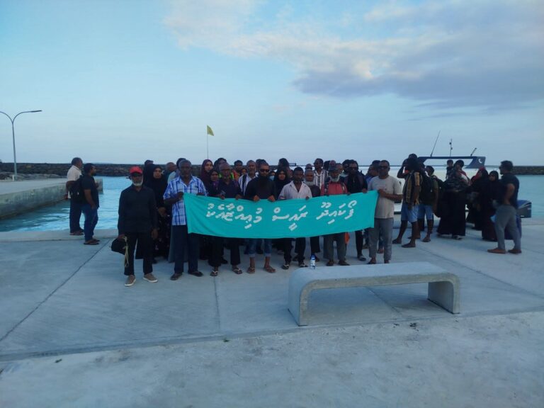 ޕީއެންސީ ބޮޑު ޖަލްސާއަށް ފޯކައިދޫން މާލެ ގެނައި މީހުންގެ ޕޮކެޓުމަނީ ލޫޓުވާލީތޯ!