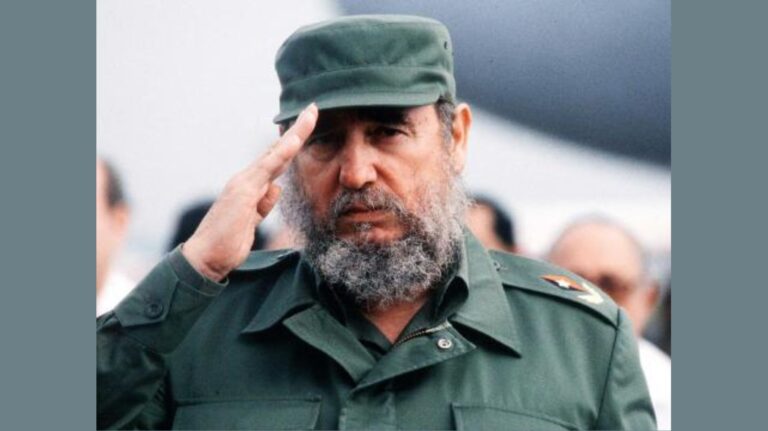 އެނގިލައްވާތޯ: ފިޑެލް ކާސްޓްރޯ އަވަހާރަކޮށްލަން އެމެރިކާއިން 638 ފަހަރު މަސައްކަތްކޮށްފައިވޭ.