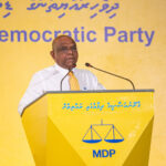 ރައީސް މުއިއްޒު އިއްވެވީ ނަނާ ހުވަފެނެއް ފަދަ...