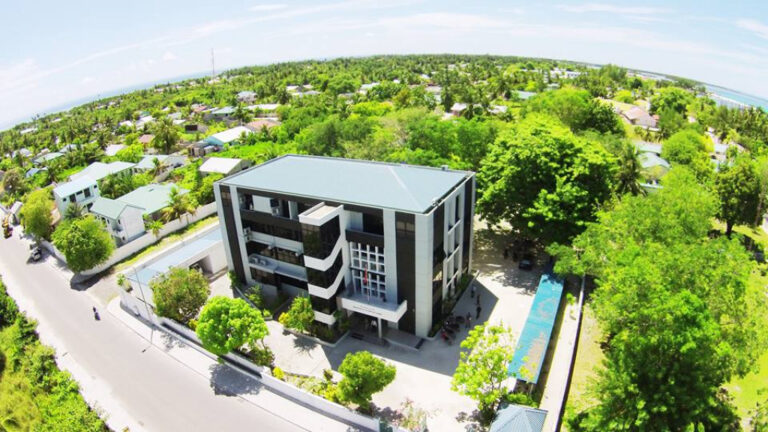 އައްޑޫގައި ޑެންގީ ހުން ފެތުރޭތީ ކައުންސިލުން ބޮޑު ހަރަކާތެއް ފަށަނީ