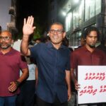 ނޫސްވެރިންގެ ޙައްޤުގައި ރައީސް ނަޝީދު މާލޭގެ މަގުމައްޗަށް...